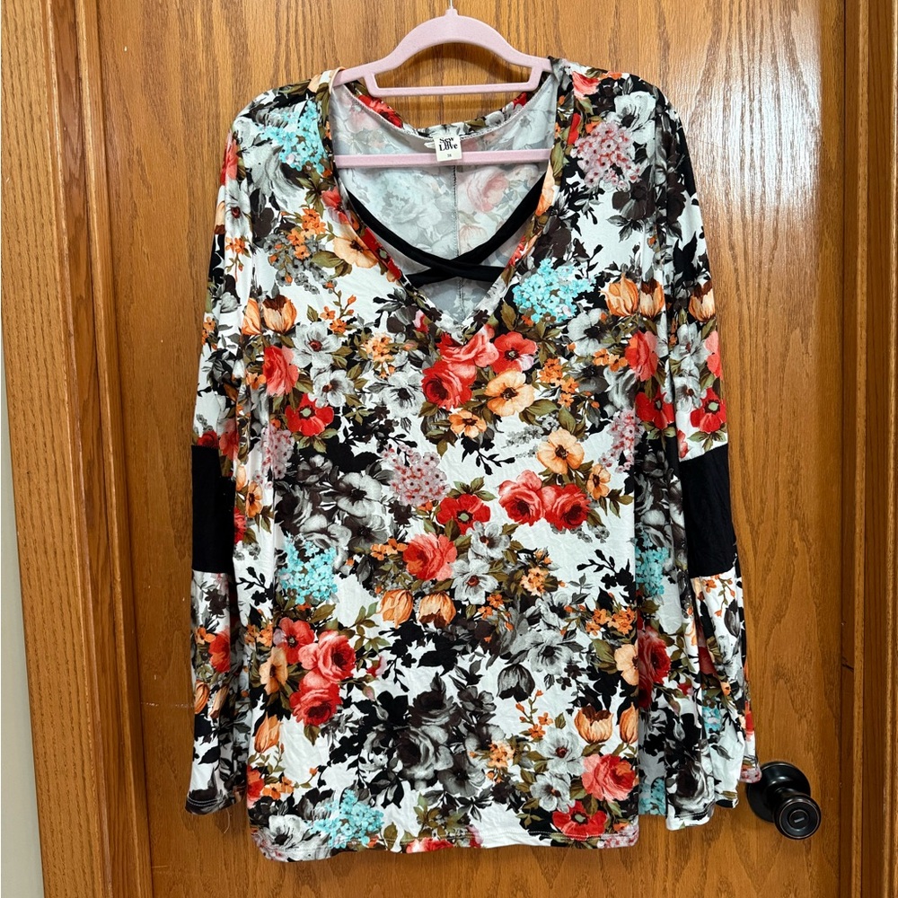 Sew In Love Multicolor size 3X Floral V-Neck Blouse